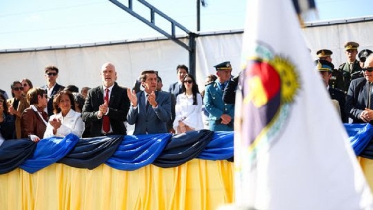 Sadir defini&oacute; a la polic&iacute;a en su d&iacute;a, como "una instituci&oacute;n important&iacute;sima para Jujuy"