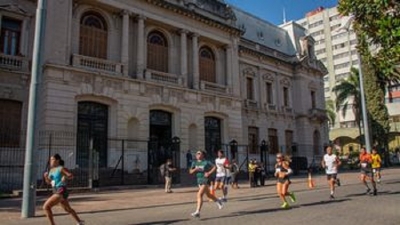 Tercera edici&oacute;n de "Jujuy corre" convoc&oacute; a miles de participantes en Ciudad Cultural