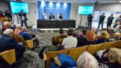 Massa lanz&oacute; nuevos cr&eacute;ditos de hasta $400.000 para jubilados y pensionados