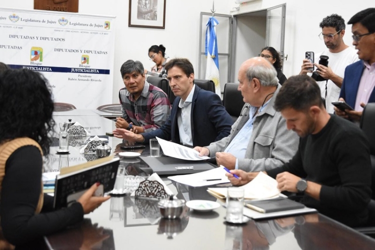 La Comisi&oacute;n de Obras y Servicios P&uacute;blicos inici&oacute; sus actividades y defini&oacute; autoridades