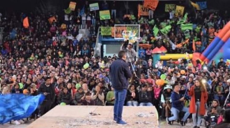 FRENTE CON TODA EL ALMA