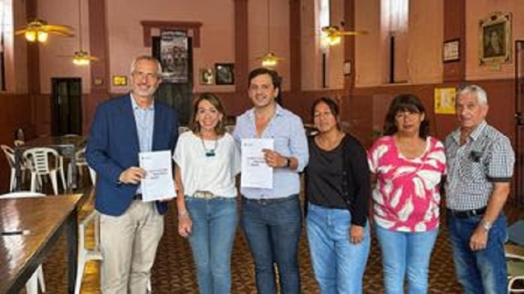 Estrechan lazos culturales con El Carmen