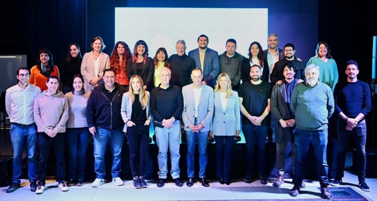 Juan Cardozo particip&oacute; del encuentro de candidatos al parlasur de uni&oacute;n por la patria