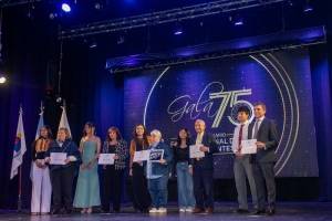 La FNE celebr&oacute; sus 75 a&ntilde;os con una gala de reconocimiento a quienes hicieron su historia