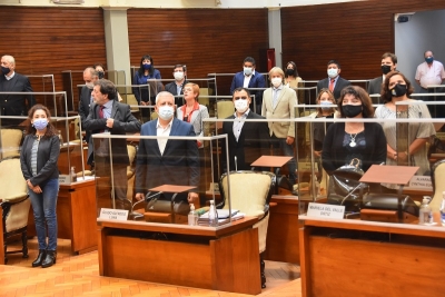La legislatura aprob&oacute; el pase a planta permanente de m&aacute;s de 5 mil empleados del &aacute;mbito educativo