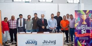 Lanzamiento de la segunda edici&oacute;n de la Copa de Campeones "Carnaval de Goles"