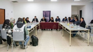 El Gobierno recibi&oacute; a gremios docentes