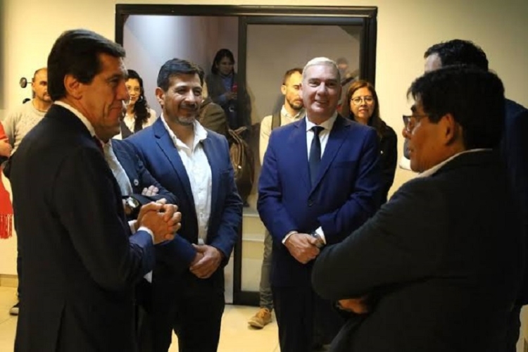 Manzur acompa&ntilde;&oacute; la apertura oficial de la Sala de Simulaci&oacute;n del Consejo M&eacute;dico de Jujuy