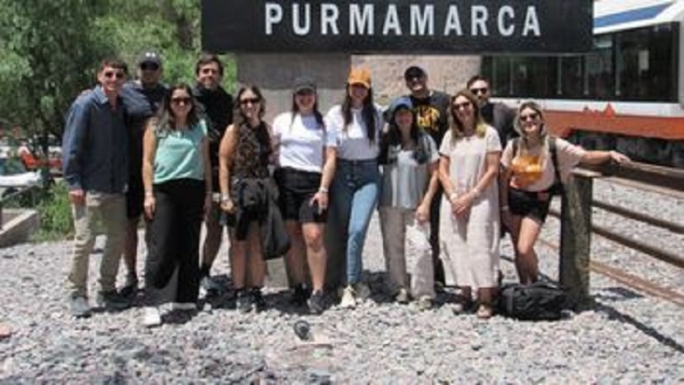 Agentes de viaje de Uruguay vivieron la experiencia del Tren Solar por la Quebrada