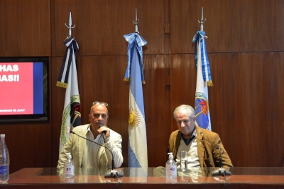 Disertaron sobre el uso protocolar de la bandera nacional de la libertad civil