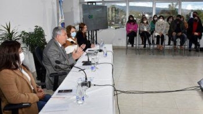 PROMACE: El gobernador abri&oacute; el Ciclo de Formaci&oacute;n Docente