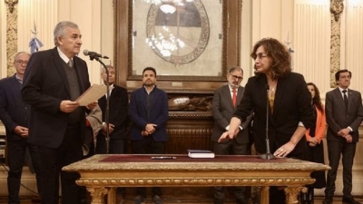 Morales tom&oacute; juramento a nuevos funcionarios del Ministerio de Educaci&oacute;n