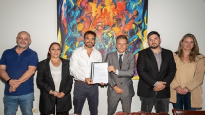 Fortalecen al turismo de reuniones, firman convenio para posicionar la provincia como destino acad&eacute;mico
