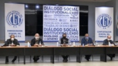 La CGT y los movimientos sociales reclamaron unidad nacional y un modelo "laboral e inclusivo"