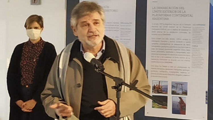 Filmus dijo que leyes por Malvinas "avanzan en defensa del patrimonio de 45 millones de argentinos"