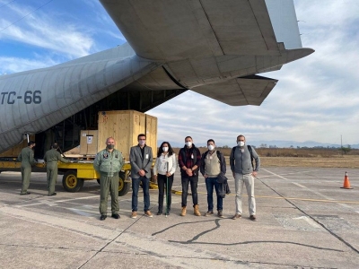 En un H&eacute;rcules de la Fuerza A&eacute;rea Argentina, lleg&oacute; a Jujuy equipamiento para el primer complejo de biotecnolog&iacute;a aplicado a cannabis medicinal del pa&iacute;s
