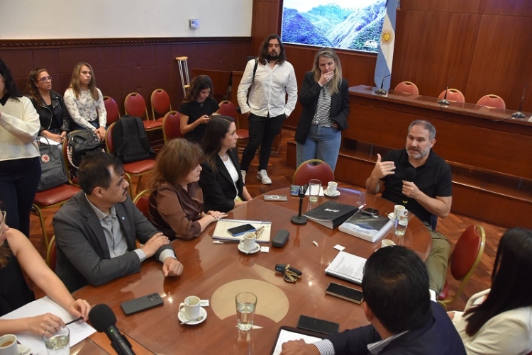 Presentaron el Plan Estrat&eacute;gico de Turismo Sostenible 2035 en la Legislatura
