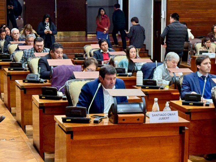 El Bloque de Diputados del Frente Cambia Jujuy advierte: &ldquo;el gobierno nacional castiga a las provincias con cuentas ordenadas y pretende apropiarse de recursos que son de los juje&ntilde;os&rdquo;