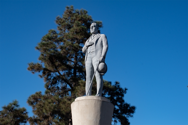 Lisandro Aguiar: &ldquo;Hip&oacute;lito Yrigoyen gener&oacute; una democracia con contenido social &ldquo;