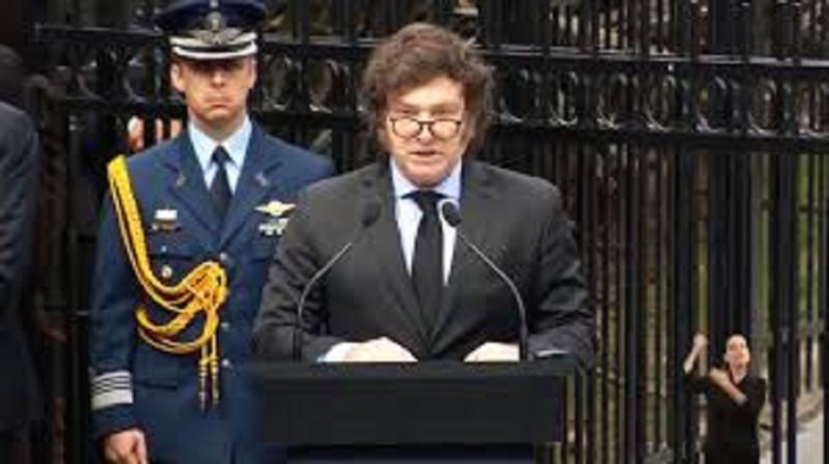 La arenga argentina antes de tomar Malvinas: &ldquo;No dudo que el honor y el coraje de ustedes nos dar&aacute; la victoria&rdquo;