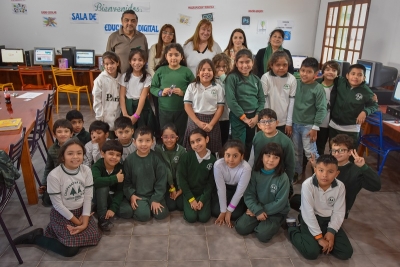 Ledesma acompa&ntilde;a la educaci&oacute;n con programas innovadores