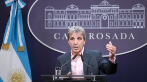 Caputo dijo que se fijar&aacute; el nuevo salario m&iacute;nimo y ratific&oacute; baja de la inflaci&oacute;n para febrero