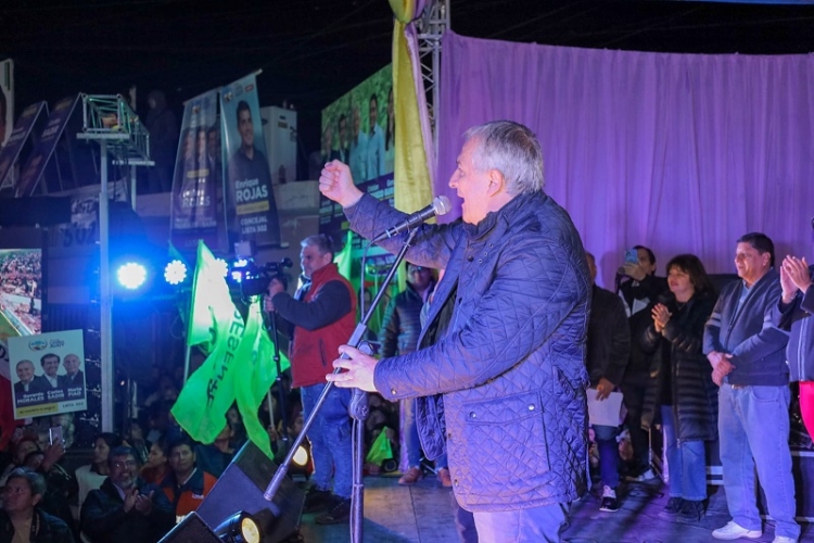 Morales pidi&oacute; a los perique&ntilde;os elegir &ldquo;la sensatez y el di&aacute;logo&rdquo;