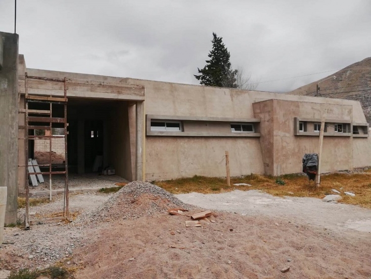 Volc&aacute;n: inici&oacute; obra fina para terminar nuevo centro de salud