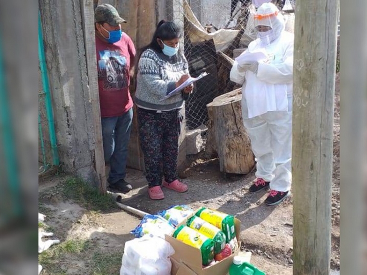 Entrega de insumos para 130 centros de atenci&oacute;n familiar caf-merenderos