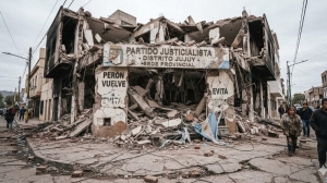 PJ: LOS ESCOMBROS DE LAS RUINAS