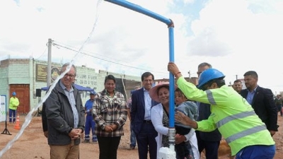 Sadir dej&oacute; en funcionamiento una red de agua potable en Humahuaca