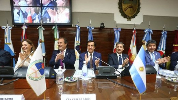 Ante el Parlamento del Norte Grande, Sadir llam&oacute; a luchar por el federalismo