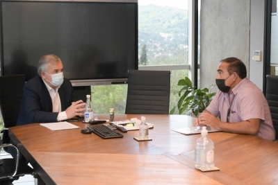 Morales recibi&oacute; al Comisionado y a los Vocales de Volc&aacute;n