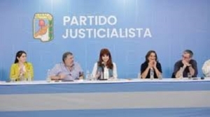 Sin Cristina Kirchner y con Axel Kicillof en duda, el PJ se re&uacute;ne este martes en un congreso virtual