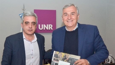 Morales visit&oacute; la Universidad Nacional de Rosario