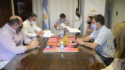 EDUPLAN21: culmin&oacute; la firma de contratos del primer grupo de obras