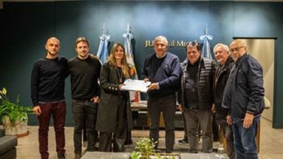 El Gobernador de la Provincia recibi&oacute; a los representantes de Espacio Audiovisual Nacional