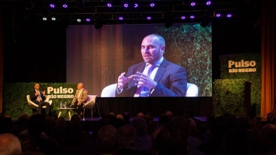 Guzm&aacute;n: "Queremos mantener las mismas metas dise&ntilde;adas en el programa original con el FMI"