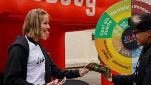 Promoci&oacute;n tur&iacute;stica: una jornada con identidad juje&ntilde;a capt&oacute; la atenci&oacute;n del p&uacute;blico en en centro de la ciudad de Salta