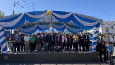 Morales particip&oacute; del acto en honor a Jos&eacute; de San Martin