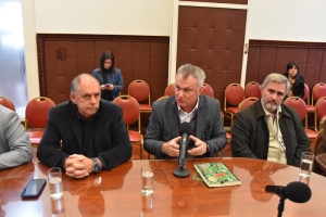 La Comisi&oacute;n de Econom&iacute;a recibi&oacute; a representantes de la Uni&oacute;n Industrial y c&aacute;maras empresariales