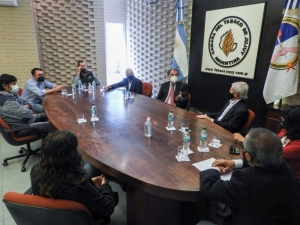 Analizan implementar beneficio nacional a trabajadores del campo juje&ntilde;o