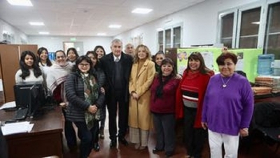 El Gobernador recorri&oacute; el nuevo edificio de Junta Provincial Docente